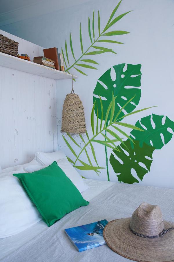 Chill In Ericeira Surf House Hostel Eksteriør bilde