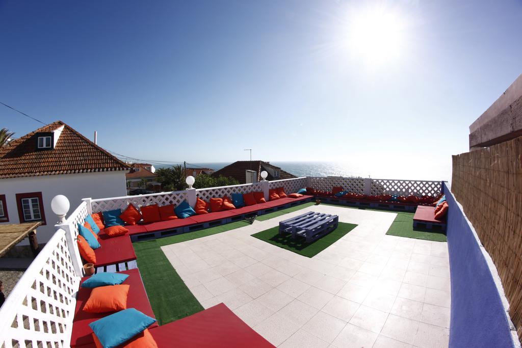 Chill In Ericeira Surf House Hostel Eksteriør bilde