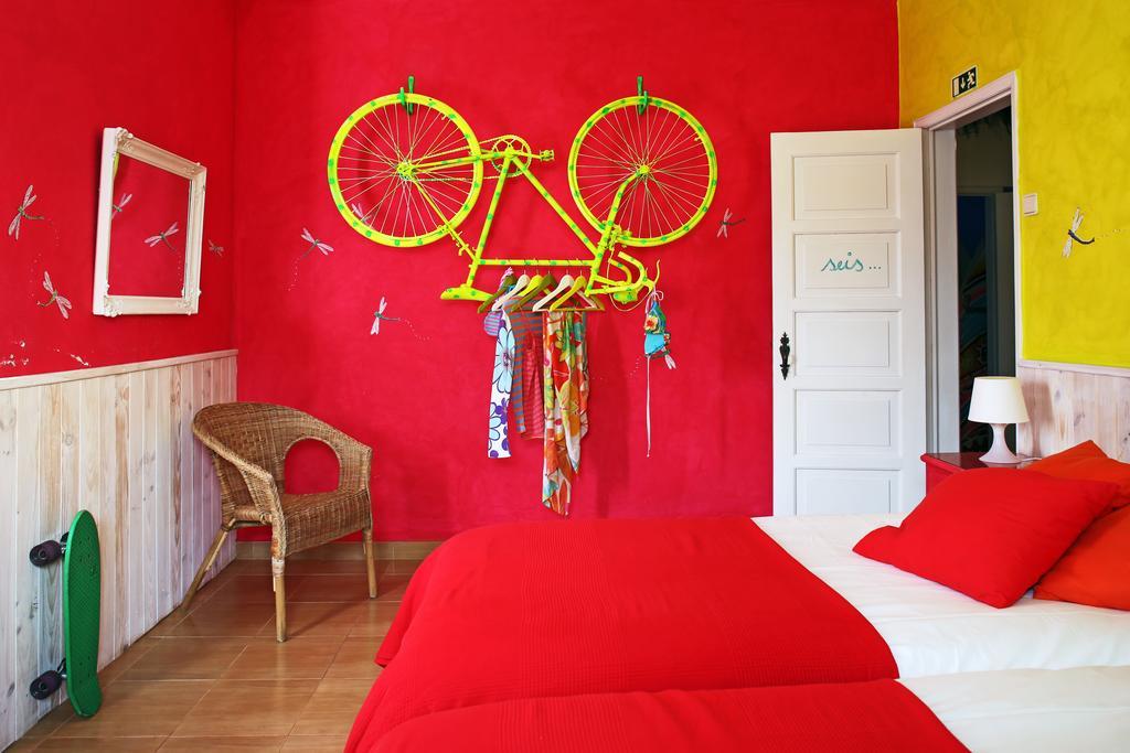 Chill In Ericeira Surf House Hostel Rom bilde