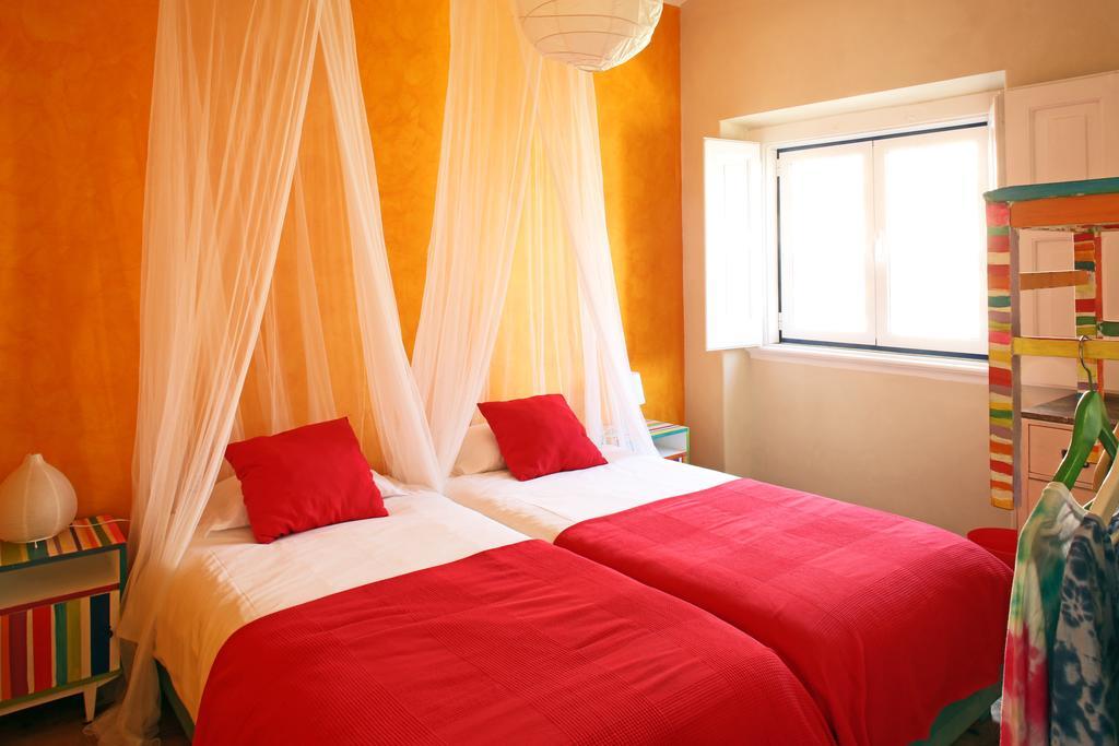 Chill In Ericeira Surf House Hostel Rom bilde