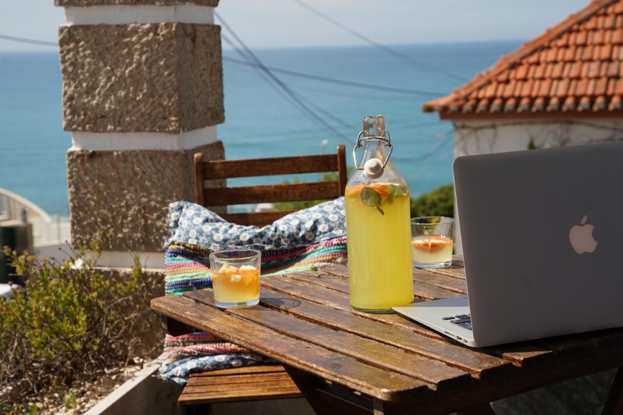 Chill In Ericeira Surf House Hostel Eksteriør bilde