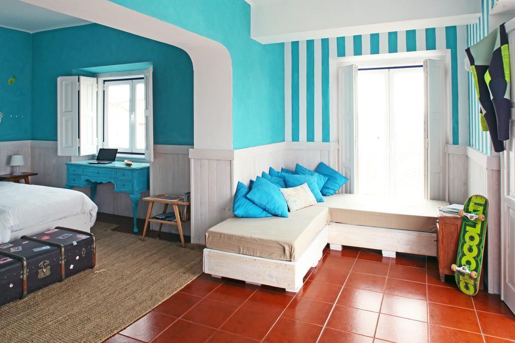 Chill In Ericeira Surf House Hostel Eksteriør bilde